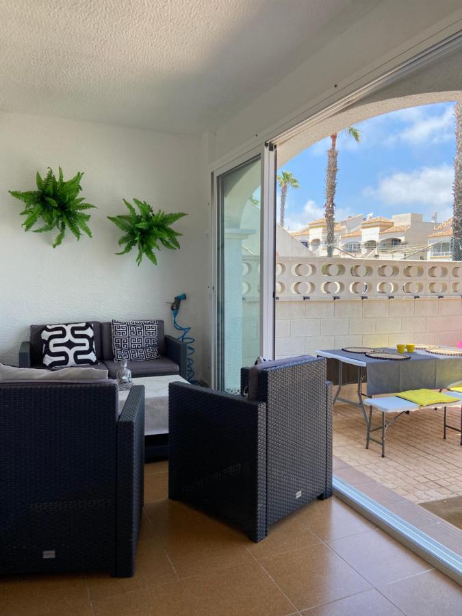 Bungalow En Gran Alacant Lägenhet Exteriör bild