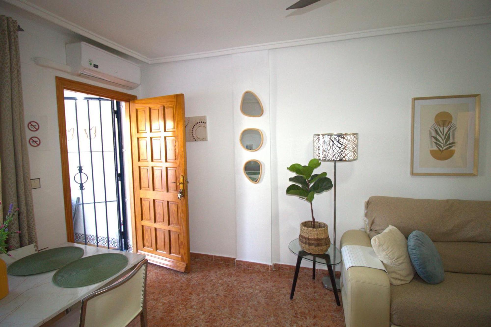 Bungalow En Gran Alacant Lägenhet Exteriör bild